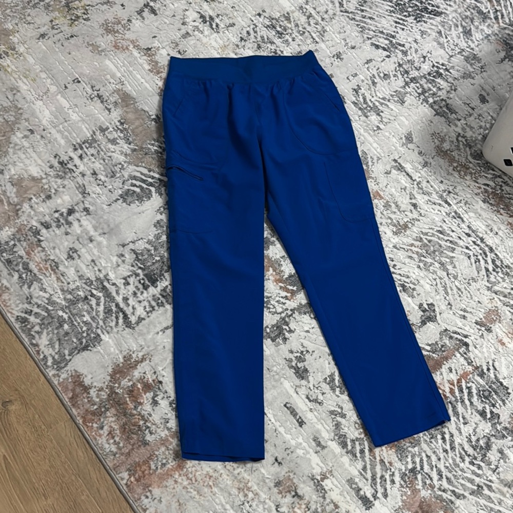 Cherokee infinity women’s scrub bottoms- royal blue